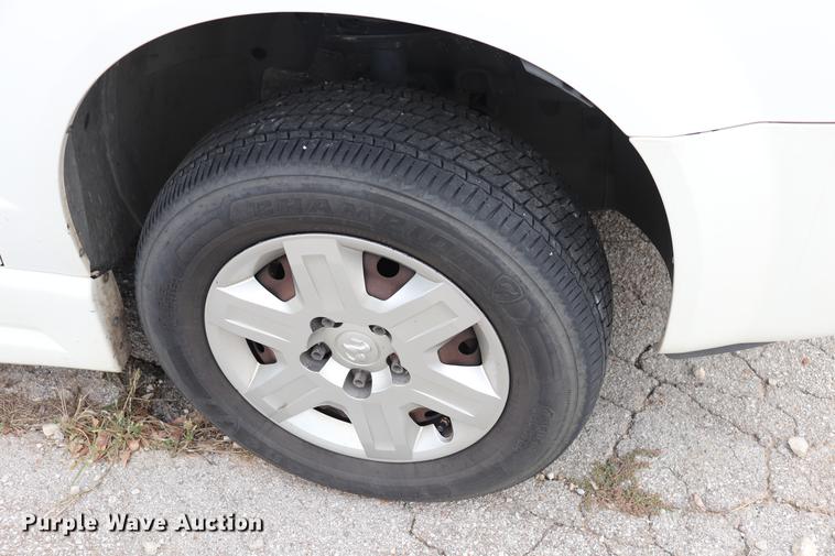 image for item ED9630 2010 Dodge Grand Caravan handicap accessible van