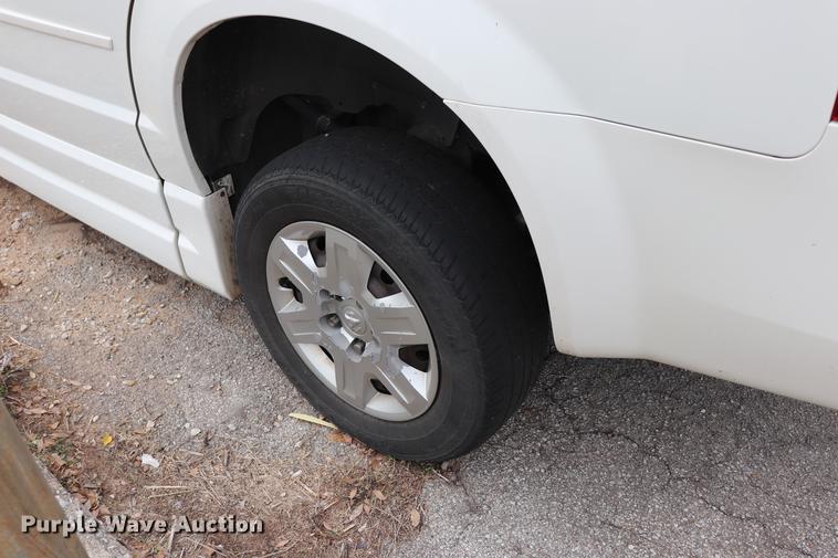 image for item ED9630 2010 Dodge Grand Caravan handicap accessible van