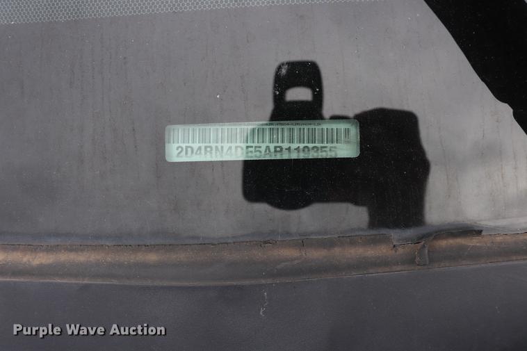 image for item ED9633 2010 Dodge Grand Caravan handicap accessible van