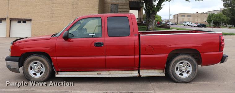 image for item ED9635 2003 Chevrolet Silverado 1500 Ext.Cab pickup truck