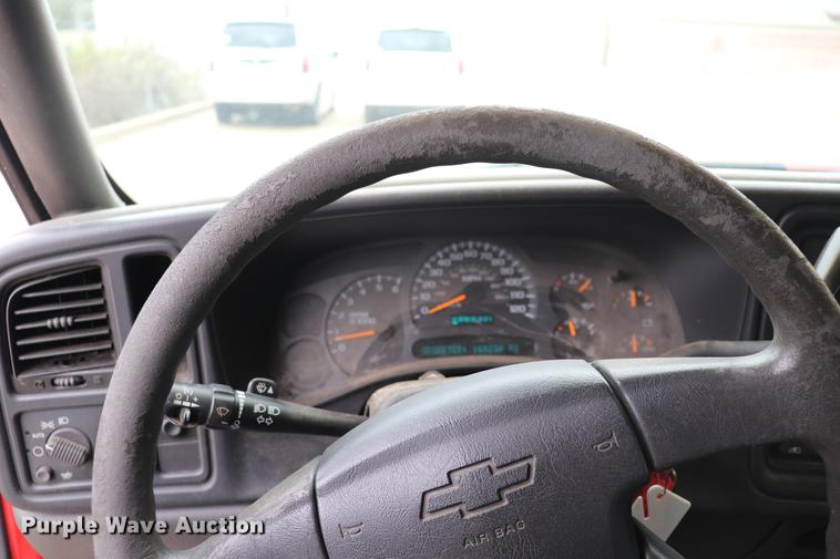 image for item ED9635 2003 Chevrolet Silverado 1500 Ext.Cab pickup truck