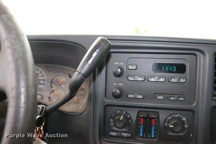 image for item ED9635 2003 Chevrolet Silverado 1500 Ext.Cab pickup truck