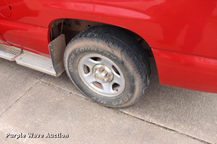 image for item ED9635 2003 Chevrolet Silverado 1500 Ext.Cab pickup truck