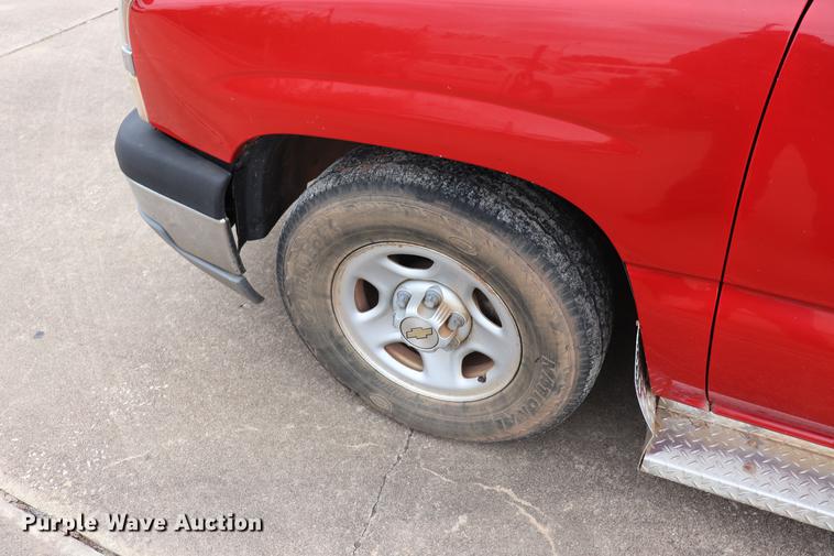 image for item ED9635 2003 Chevrolet Silverado 1500 Ext.Cab pickup truck
