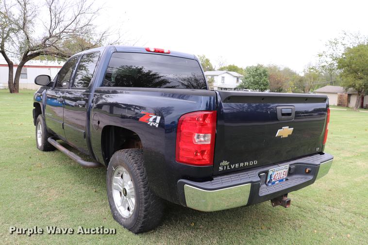 image for item ED9638 2008 Chevrolet Silverado 1500 Crew Cab pickup truck