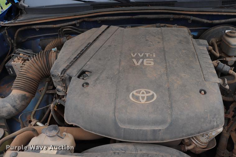 image for item ED9639 2006 Toyota Tacoma Double Cab pickup truck