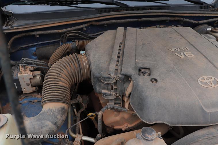 image for item ED9639 2006 Toyota Tacoma Double Cab pickup truck