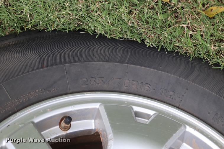 image for item ED9639 2006 Toyota Tacoma Double Cab pickup truck