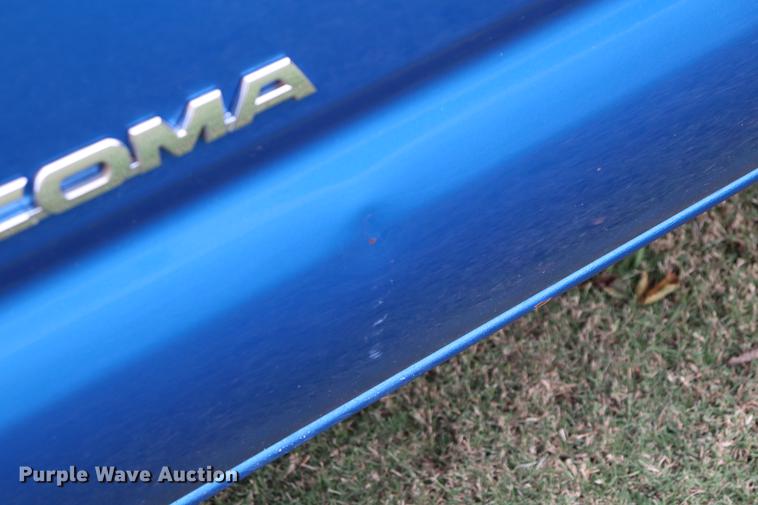 image for item ED9639 2006 Toyota Tacoma Double Cab pickup truck