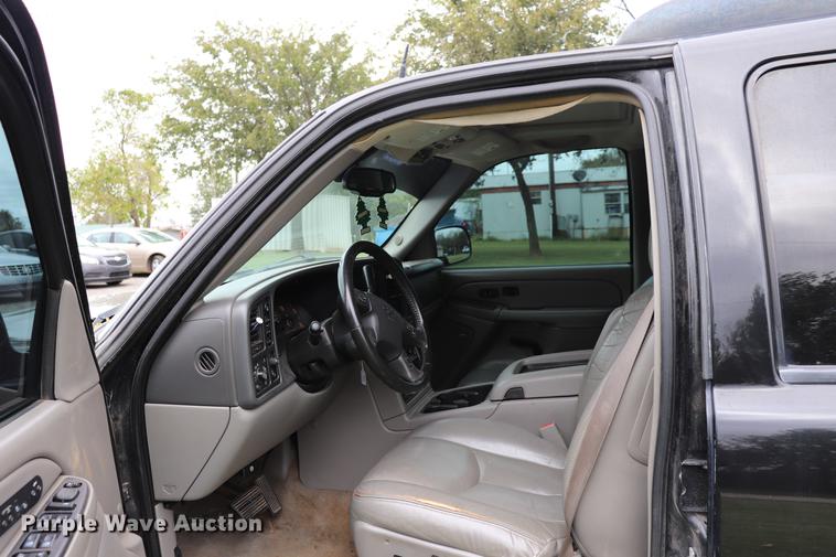 image for item ED9640 2005 Chevrolet Tahoe Z71 SUV