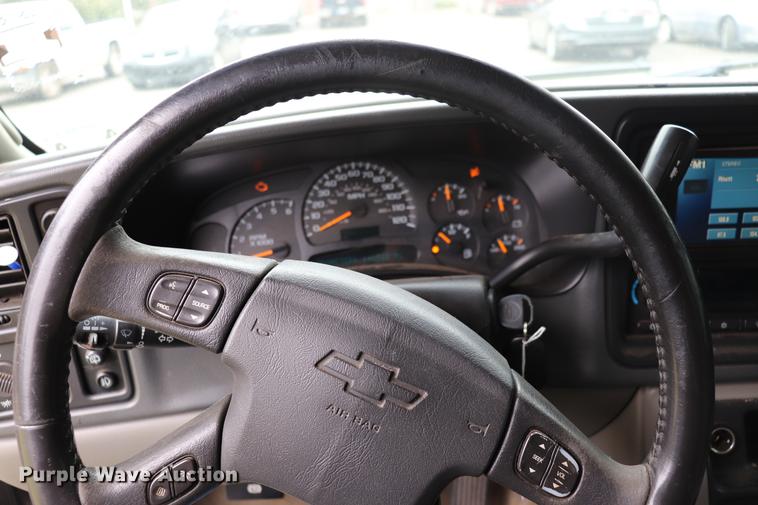 image for item ED9640 2005 Chevrolet Tahoe Z71 SUV