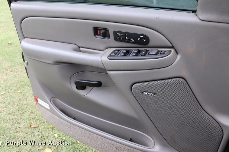 image for item ED9640 2005 Chevrolet Tahoe Z71 SUV