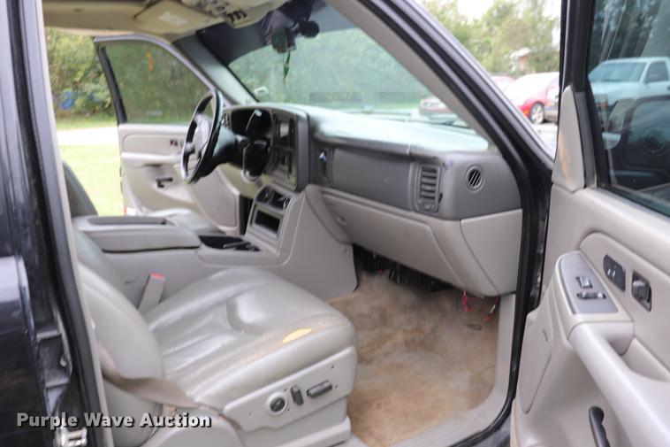 image for item ED9640 2005 Chevrolet Tahoe Z71 SUV