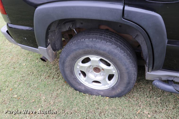 image for item ED9640 2005 Chevrolet Tahoe Z71 SUV