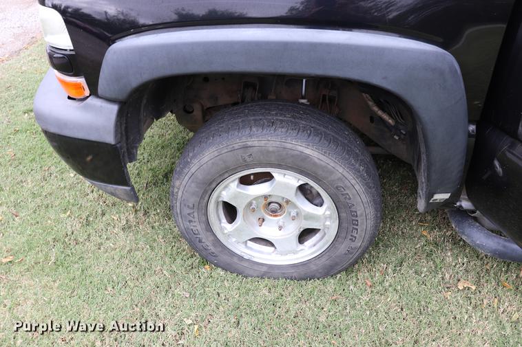 image for item ED9640 2005 Chevrolet Tahoe Z71 SUV