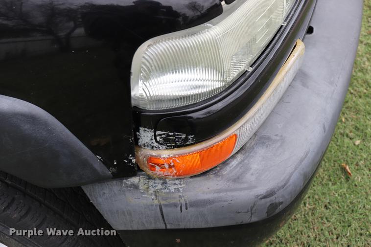 image for item ED9640 2005 Chevrolet Tahoe Z71 SUV