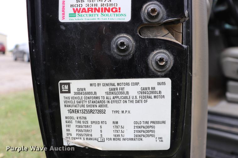 image for item ED9640 2005 Chevrolet Tahoe Z71 SUV