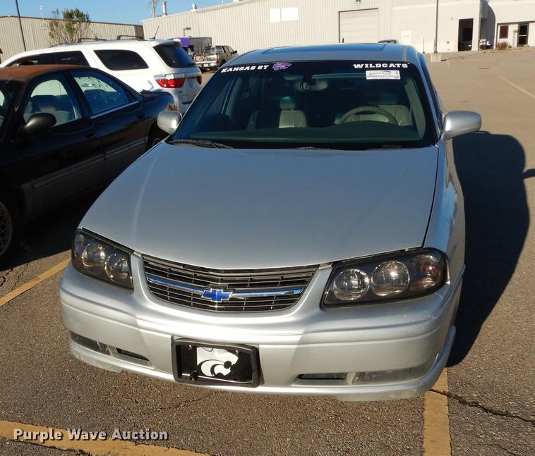 image for item J5652 2004 Chevrolet Impala LS