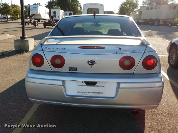 image for item J5652 2004 Chevrolet Impala LS