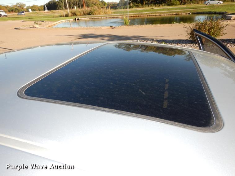 image for item J5652 2004 Chevrolet Impala LS