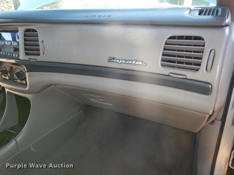 image for item J5652 2004 Chevrolet Impala LS