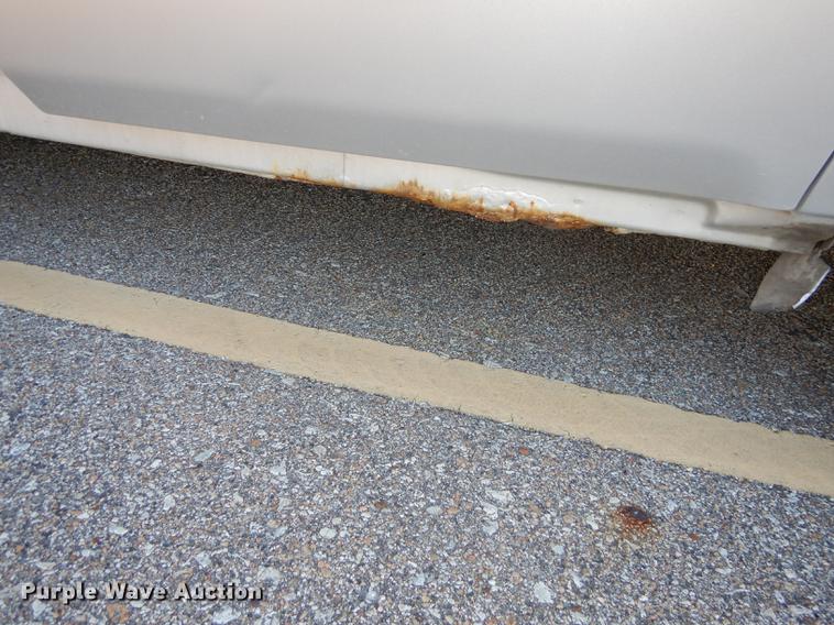 image for item J5652 2004 Chevrolet Impala LS