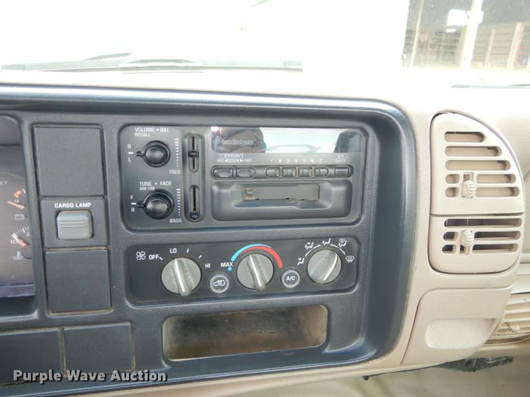 image for item J5665 1998 Chevrolet 2500 pickup truck