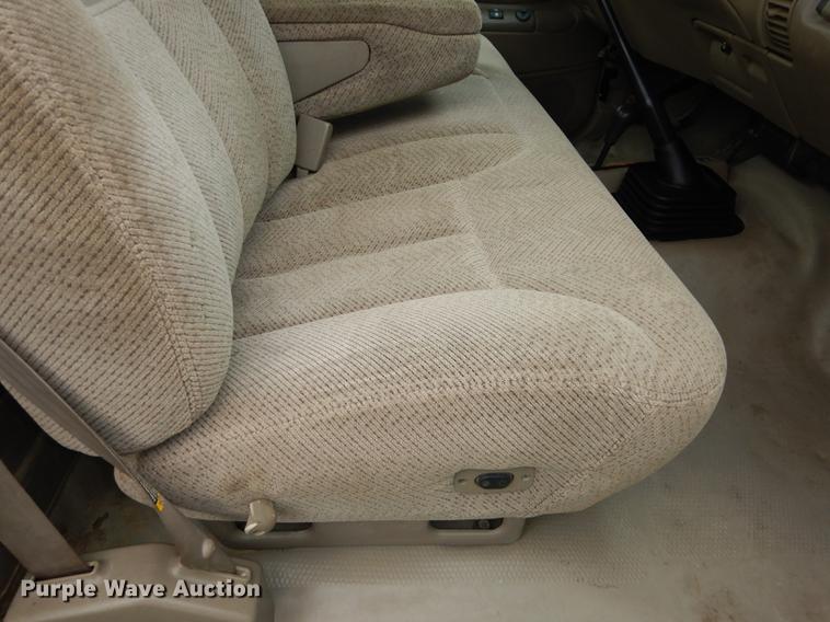 image for item J5665 1998 Chevrolet 2500 pickup truck