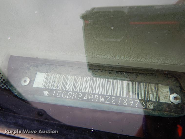 image for item J5665 1998 Chevrolet 2500 pickup truck