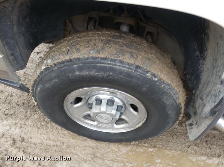 image for item K1767 2007 Chevrolet Silverado Classic 2500HD LT Ext. Cab pickup truck