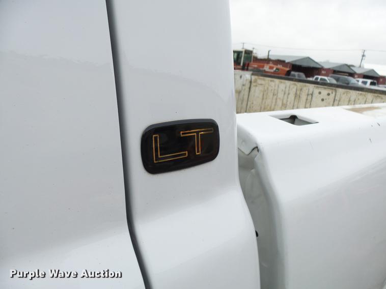 image for item K1767 2007 Chevrolet Silverado Classic 2500HD LT Ext. Cab pickup truck