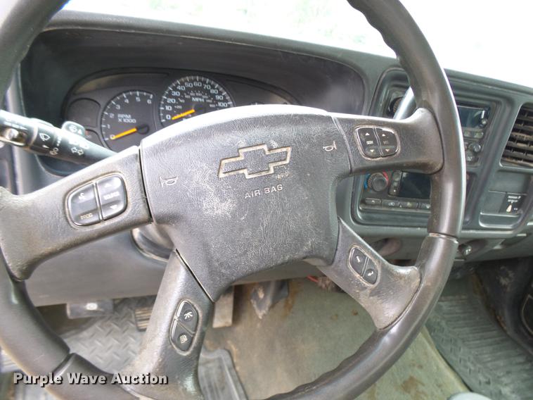 image for item K1767 2007 Chevrolet Silverado Classic 2500HD LT Ext. Cab pickup truck