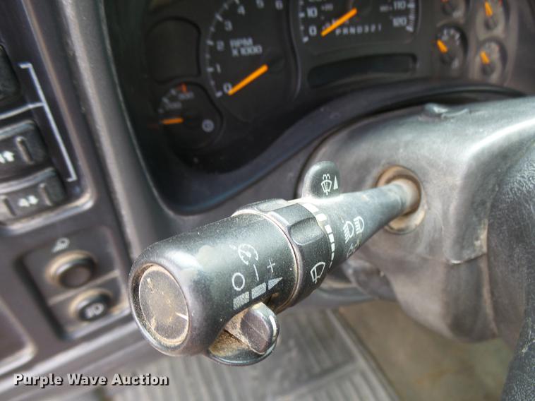 image for item K1767 2007 Chevrolet Silverado Classic 2500HD LT Ext. Cab pickup truck