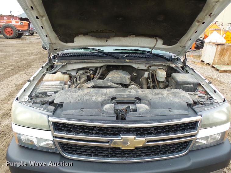 image for item K1767 2007 Chevrolet Silverado Classic 2500HD LT Ext. Cab pickup truck