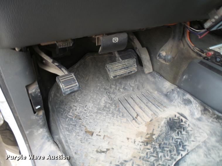 image for item K1768 2007 Chevrolet Silverado Classic 2500HD LT Ext. Cab pickup truck