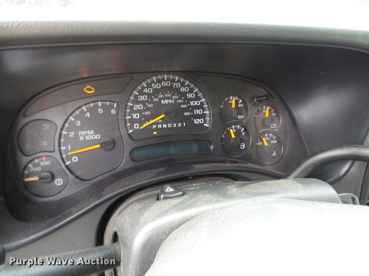 image for item K1768 2007 Chevrolet Silverado Classic 2500HD LT Ext. Cab pickup truck