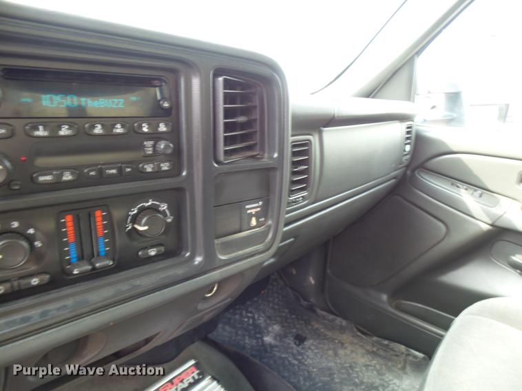 image for item K1768 2007 Chevrolet Silverado Classic 2500HD LT Ext. Cab pickup truck