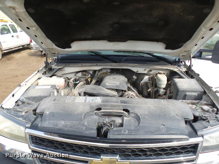 image for item K1768 2007 Chevrolet Silverado Classic 2500HD LT Ext. Cab pickup truck