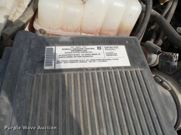 image for item K1768 2007 Chevrolet Silverado Classic 2500HD LT Ext. Cab pickup truck