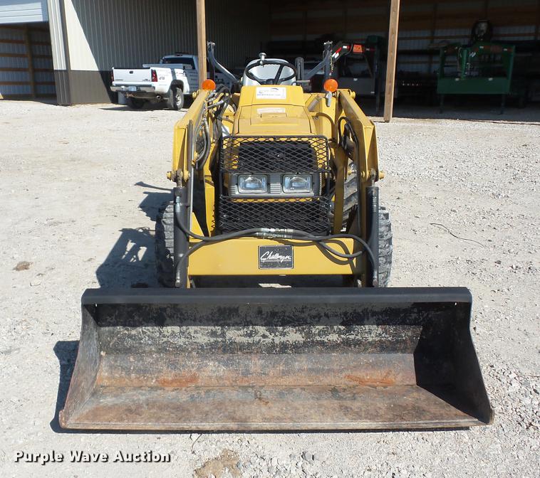 image for item K6346 2004 Challenger MT265 tractor