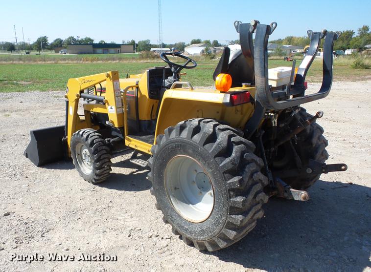 image for item K6346 2004 Challenger MT265 tractor