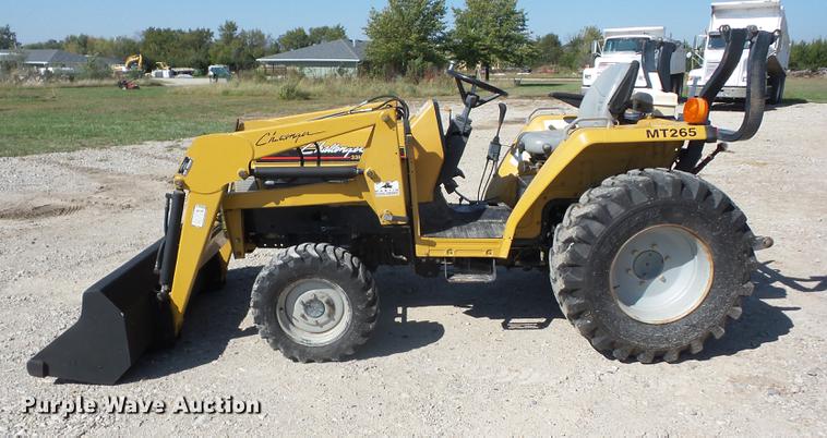 image for item K6346 2004 Challenger MT265 tractor