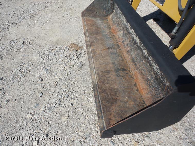 image for item K6346 2004 Challenger MT265 tractor