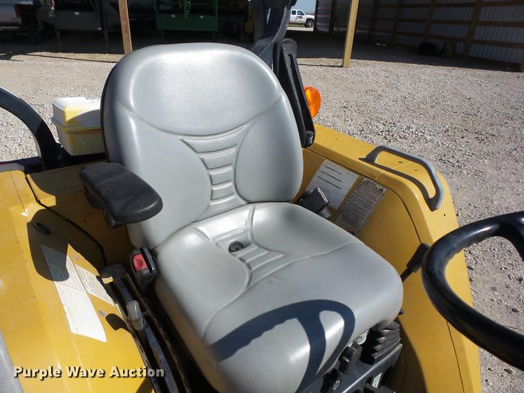 image for item K6346 2004 Challenger MT265 tractor