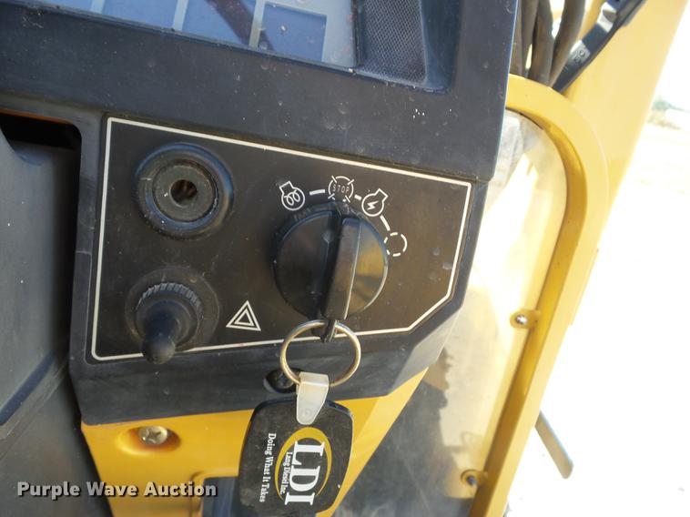 image for item K6346 2004 Challenger MT265 tractor