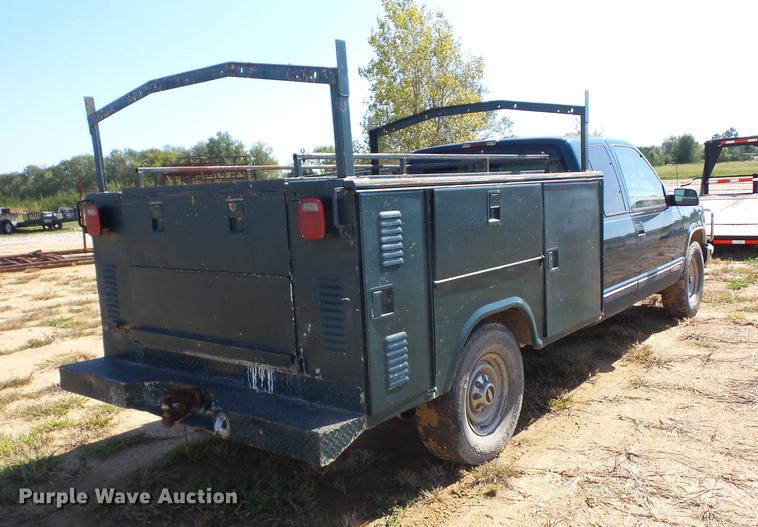 image for item K6347 1996 Chevrolet 2500 Ext. Cab utility bed pickup truck