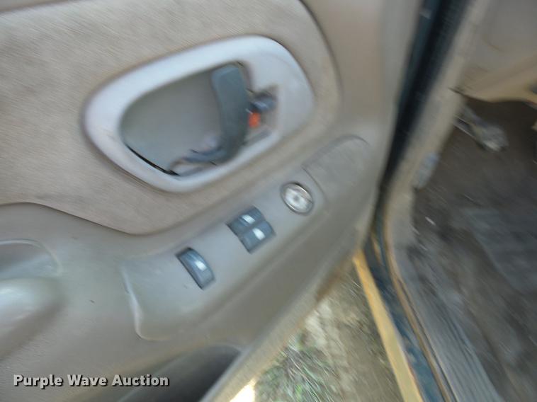 image for item K6347 1996 Chevrolet 2500 Ext. Cab utility bed pickup truck