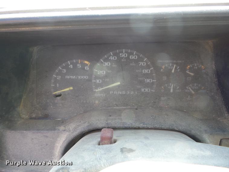 image for item K6347 1996 Chevrolet 2500 Ext. Cab utility bed pickup truck