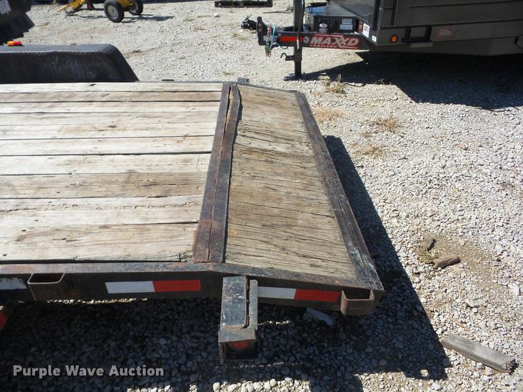 image for item K6365 2001 ACT utility trailer