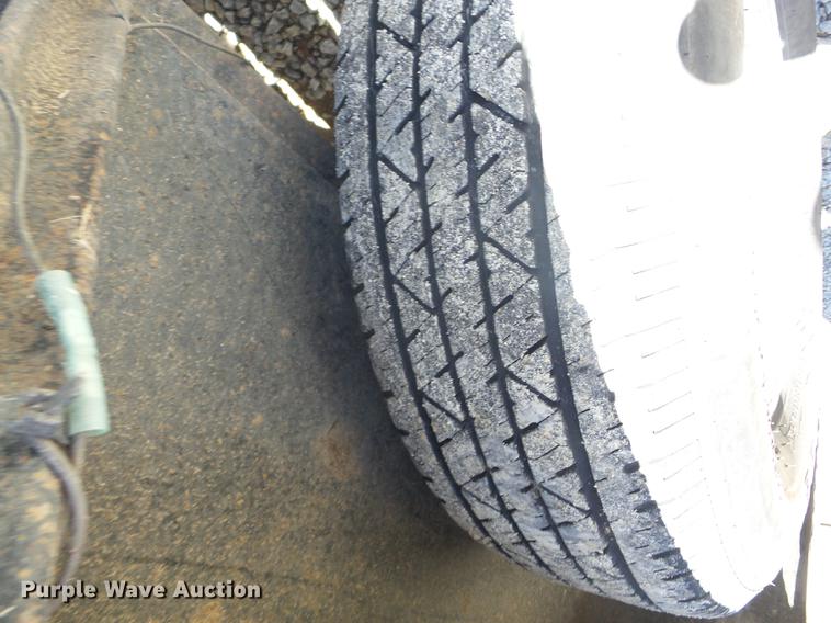 image for item K6365 2001 ACT utility trailer